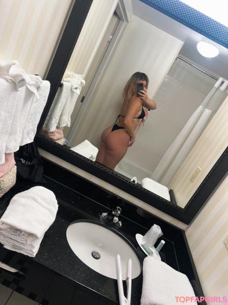 Babygirlllll111 nude leaked OnlyFans photo #1