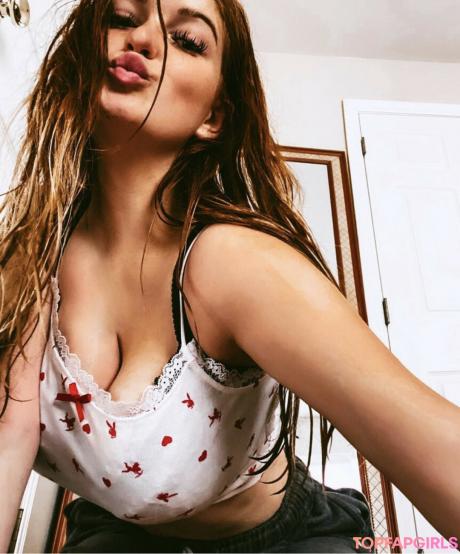 Emilyyfiore nude leaked OnlyFans photo #38