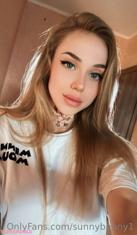 Sunnybanny1 nude leaked OnlyFans photo #87