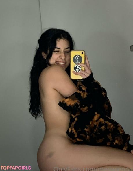 Meowlenna nude leaked OnlyFans photo #30