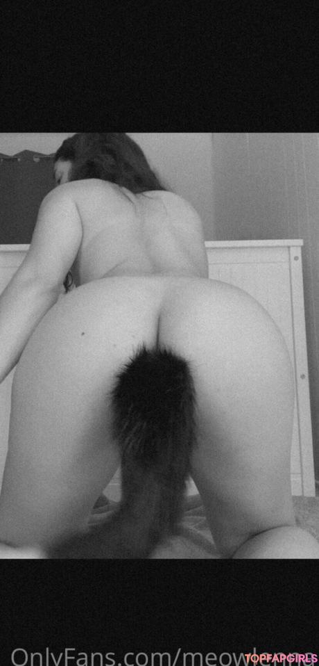 Meowlenna nude leaked OnlyFans photo #81