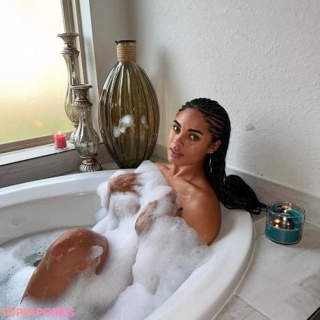 Ravyn nude leaked OnlyFans photo #20