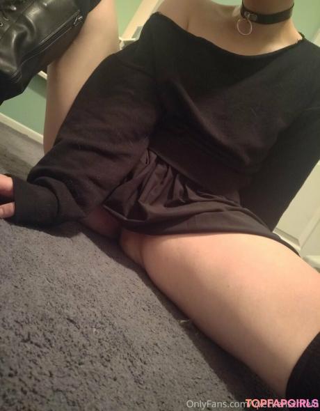 Korviid nude leaked OnlyFans photo #33