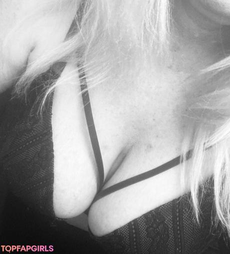 Uniquilyyours nude leaked OnlyFans photo #65