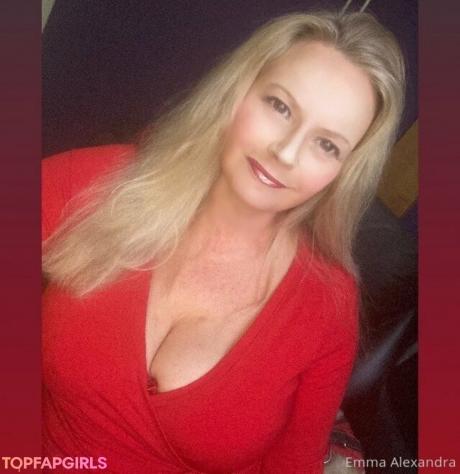 Uniquilyyours nude leaked OnlyFans photo #68