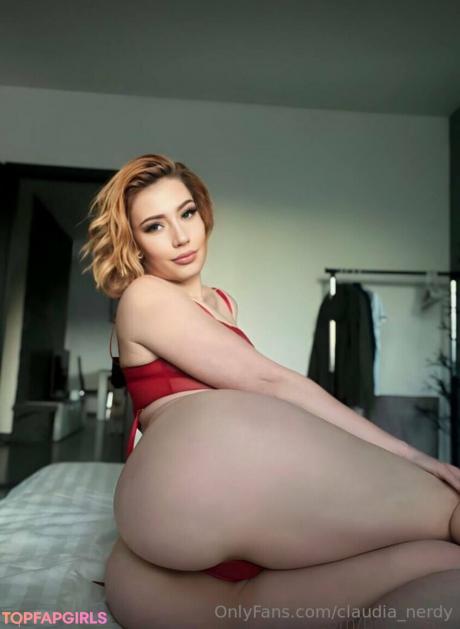 Claudia_nerdy nude leaked OnlyFans photo #227
