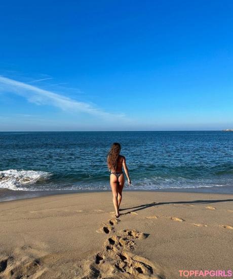 Paola nude leaked OnlyFans photo #6