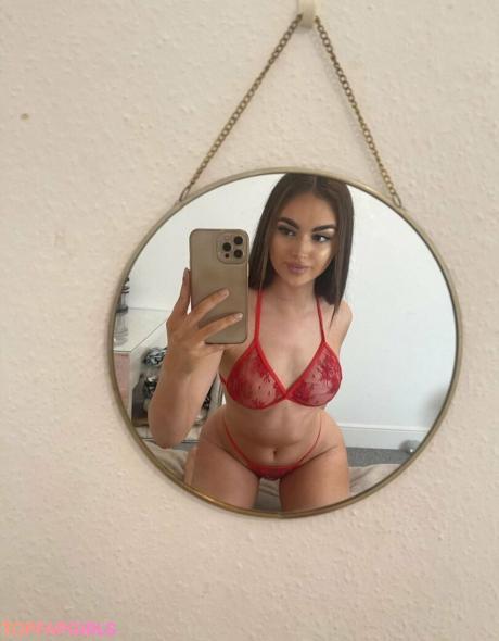 Lily nude leaked OnlyFans pic