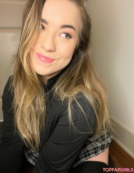 Lunabaylee nude leaked OnlyFans photo #17
