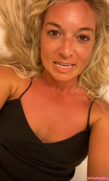 Chelsea nude leaked OnlyFans photo #4