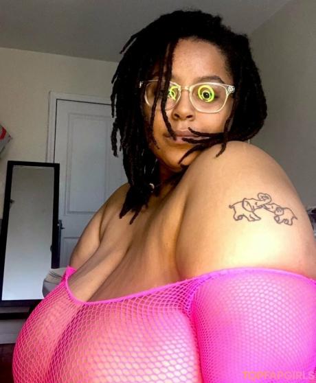 Theafr0pic nude leaked OnlyFans photo #1