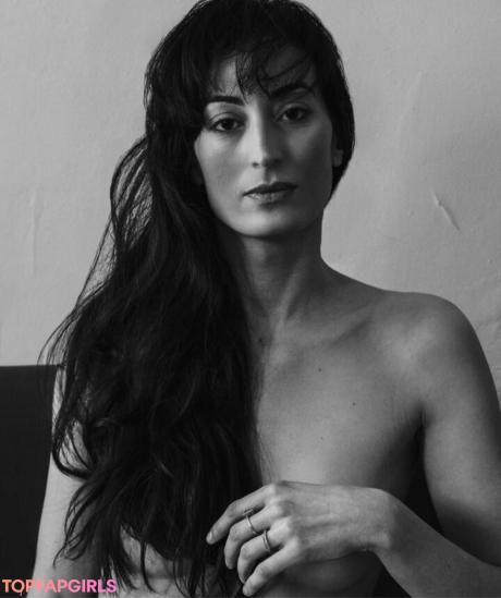 Laetitia nude leaked OnlyFans photo #11