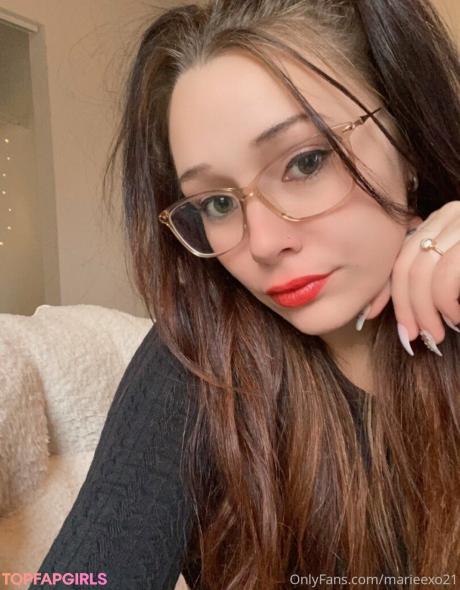 Marieexo21 nude leaked OnlyFans photo #15
