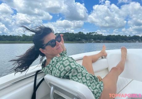 Angie nude leaked OnlyFans photo #7