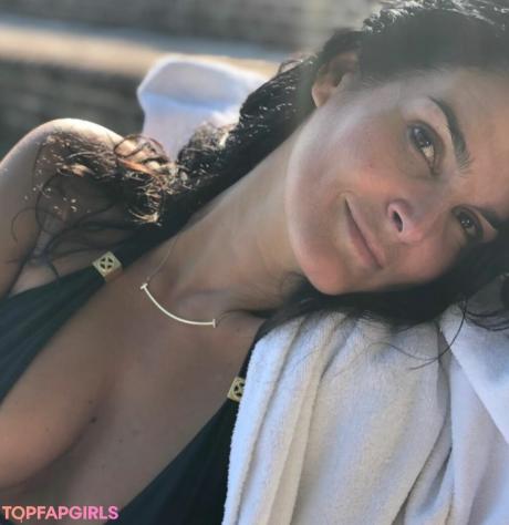 Angie nude leaked OnlyFans photo #91