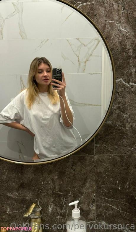 Pervokursnica nude leaked OnlyFans photo #10