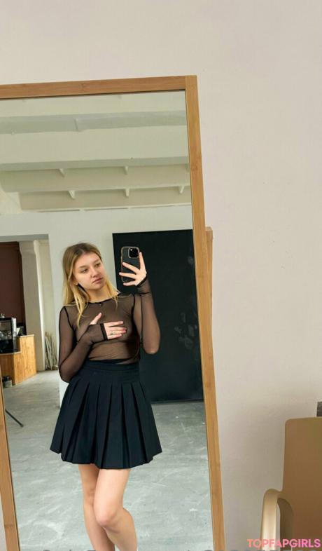 Pervokursnica nude leaked OnlyFans photo #15