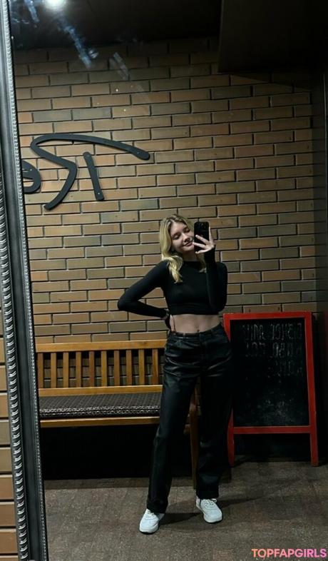 Pervokursnica nude leaked OnlyFans photo #23