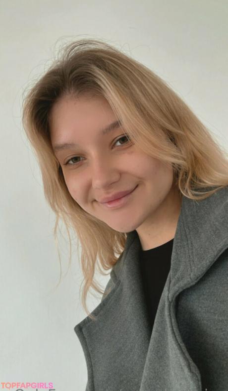 Pervokursnica nude leaked OnlyFans photo #29