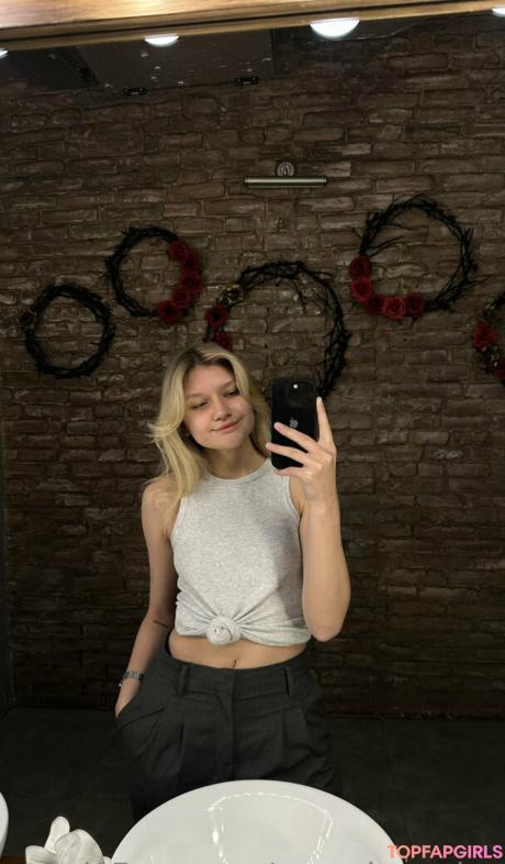 Pervokursnica nude leaked OnlyFans photo #51