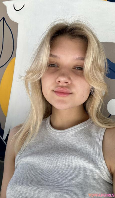 Pervokursnica nude leaked OnlyFans photo #55