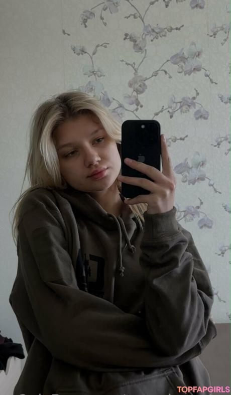 Pervokursnica nude leaked OnlyFans photo #56