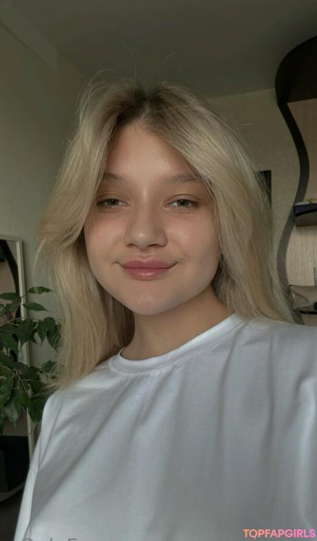 Pervokursnica nude leaked OnlyFans photo #72