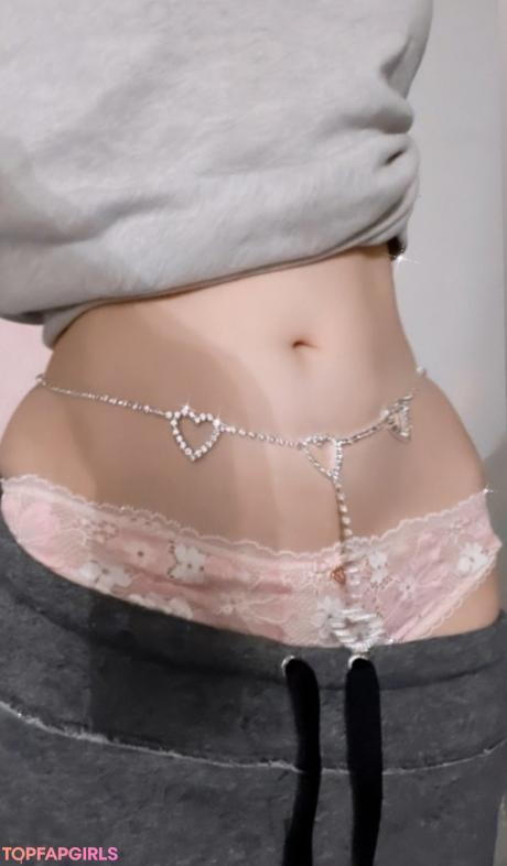 Sugoimeg nude leaked OnlyFans photo #5