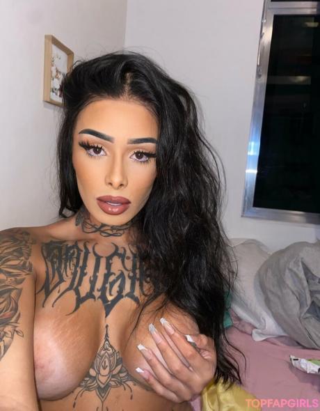 Luana nude leaked OnlyFans photo #4