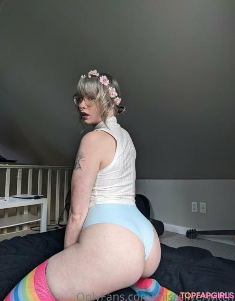 Misssilverwitch nude leaked OnlyFans photo #51