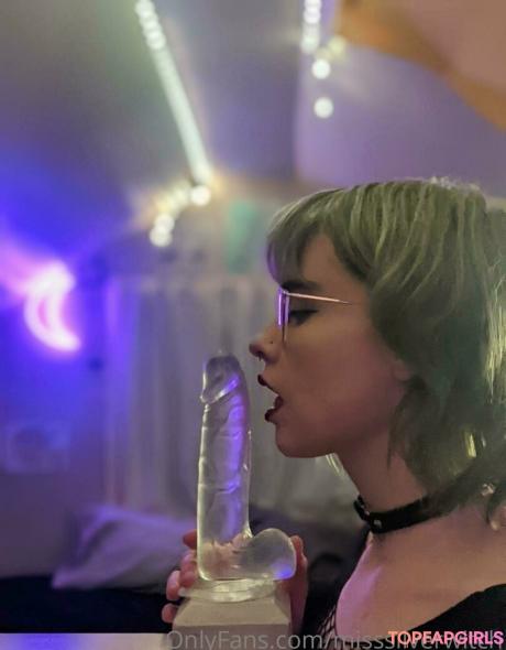 Misssilverwitch nude leaked OnlyFans photo #7
