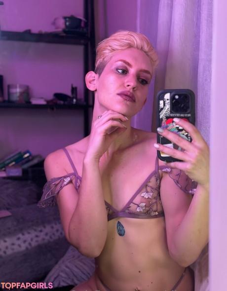Reddhotqueen nude leaked OnlyFans photo #51