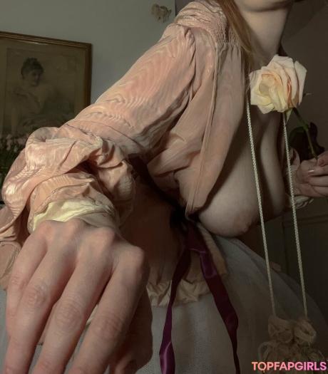 Amanda nude leaked OnlyFans photo #9