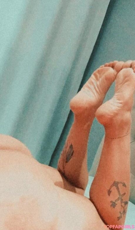 Amanda nude leaked OnlyFans photo #21