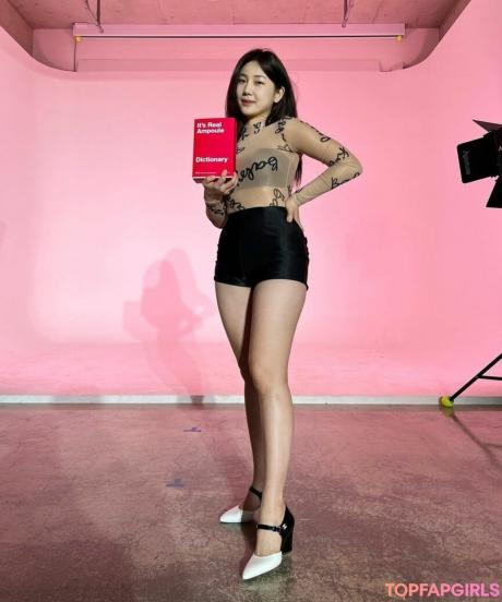 Lsoojung nude leaked OnlyFans photo #2