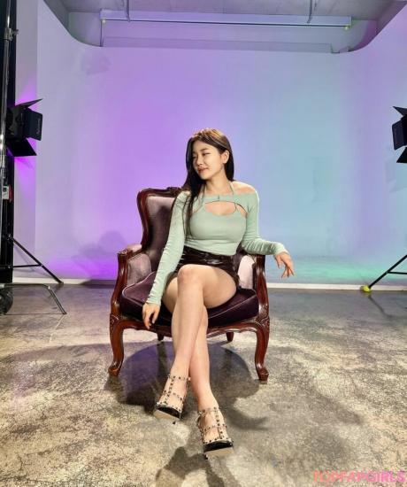 Lsoojung nude leaked OnlyFans photo #7