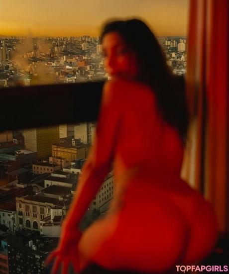 Isabelladm nude leaked OnlyFans photo #8