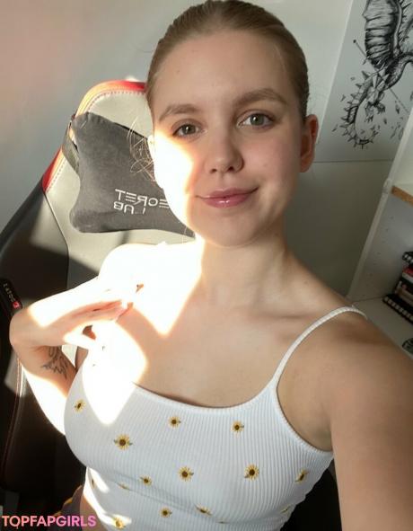 HoxieLoxie nude leaked OnlyFans photo #52