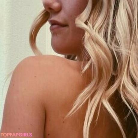 Mikaylaa.y nude leaked OnlyFans photo #11