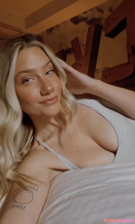 Mikaylaa.y nude leaked OnlyFans photo #15