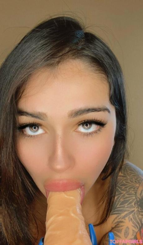 Carolina nude leaked OnlyFans photo #14