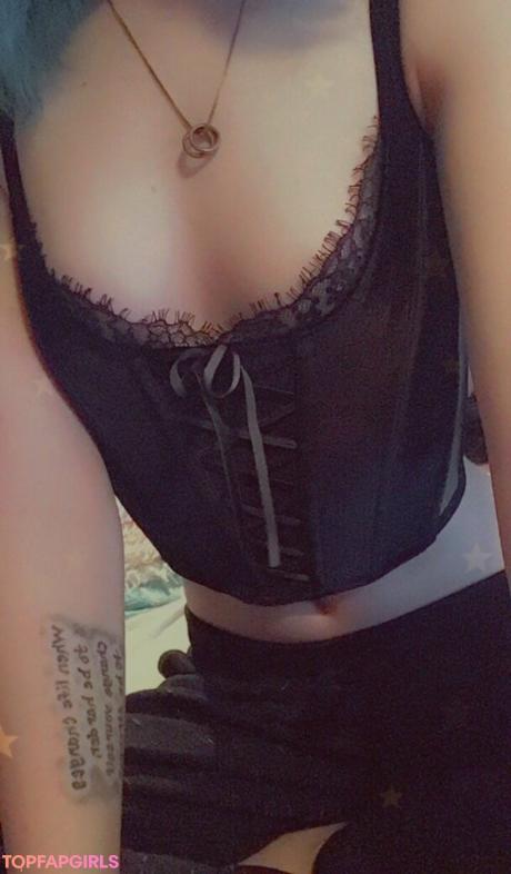 Lucylovers710 nude leaked OnlyFans photo #4