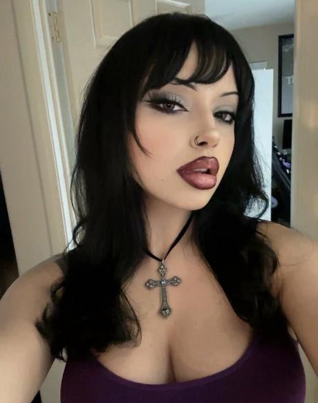 Vamppixiee nude leaked OnlyFans photo #2