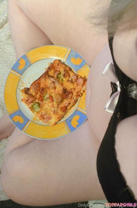 Chubbygamergf nude leaked OnlyFans photo #4
