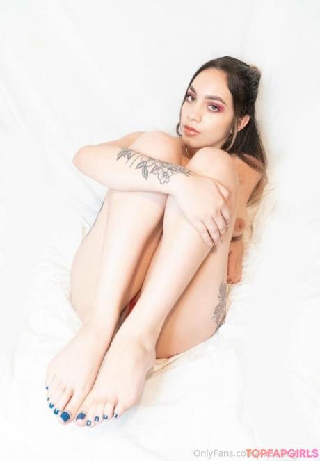 Kaeelengarcia nude leaked OnlyFans photo #14