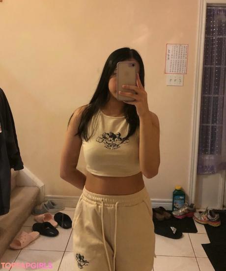 Queenbaddii nude leaked OnlyFans photo #2