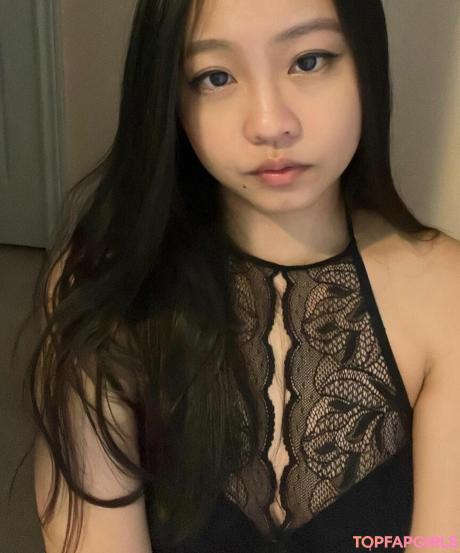 Queenbaddii nude leaked OnlyFans photo #21