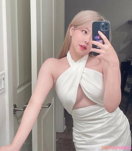 Julia nude leaked OnlyFans photo #104