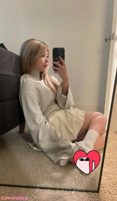 Julia nude leaked OnlyFans photo #116
