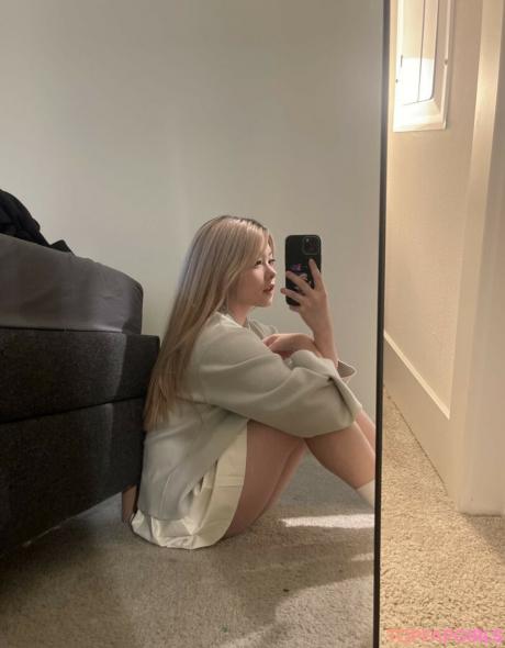 Julia nude leaked OnlyFans photo #125